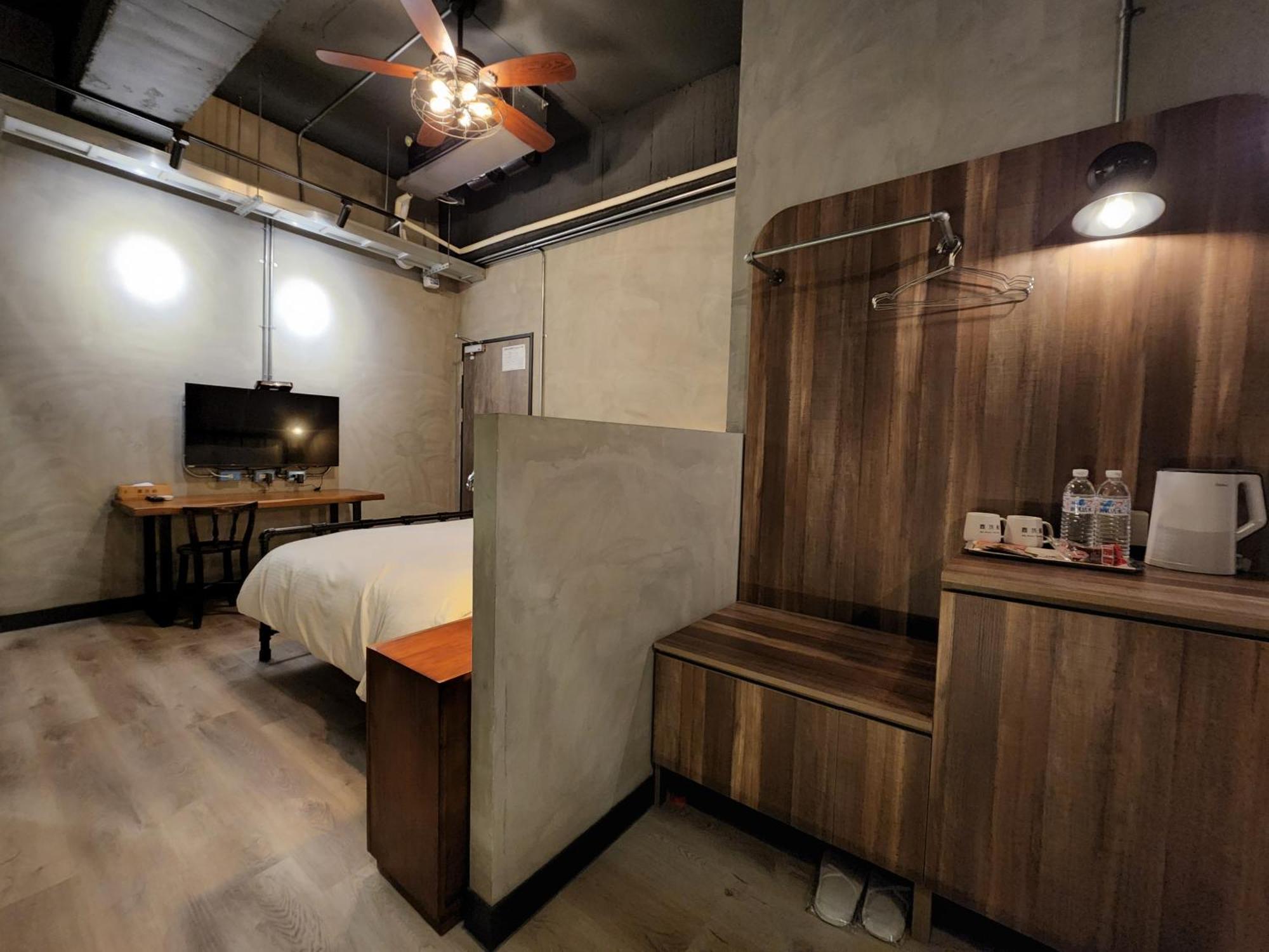 The Retro Tai-Pan Otel Tainan Dış mekan fotoğraf